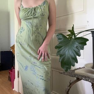 Stunning green floral maxi dress